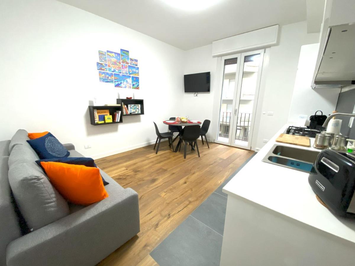 Charming Newly Renovated Apartment Флоренция Экстерьер фото